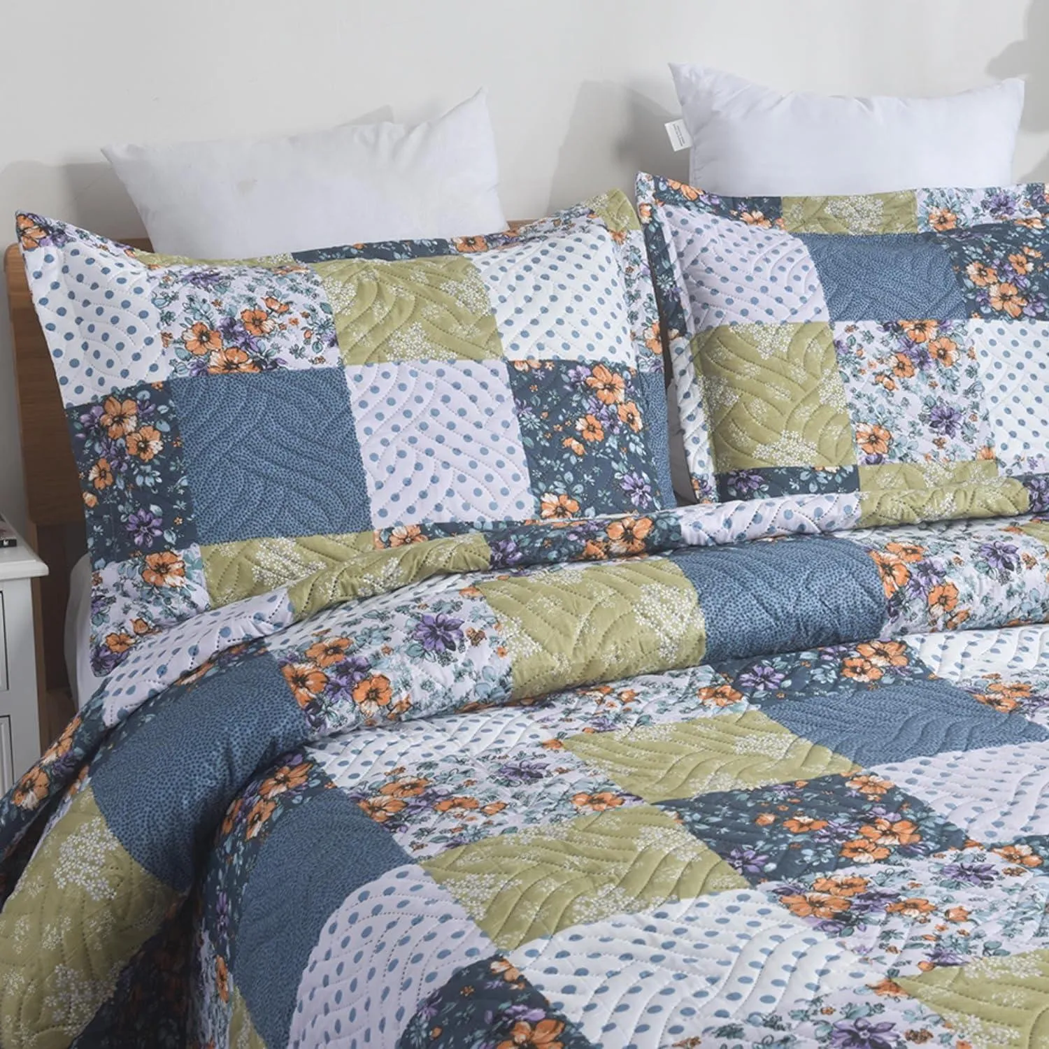 3-Piece Reversible Quilted Bedspread Set (220x240cm)