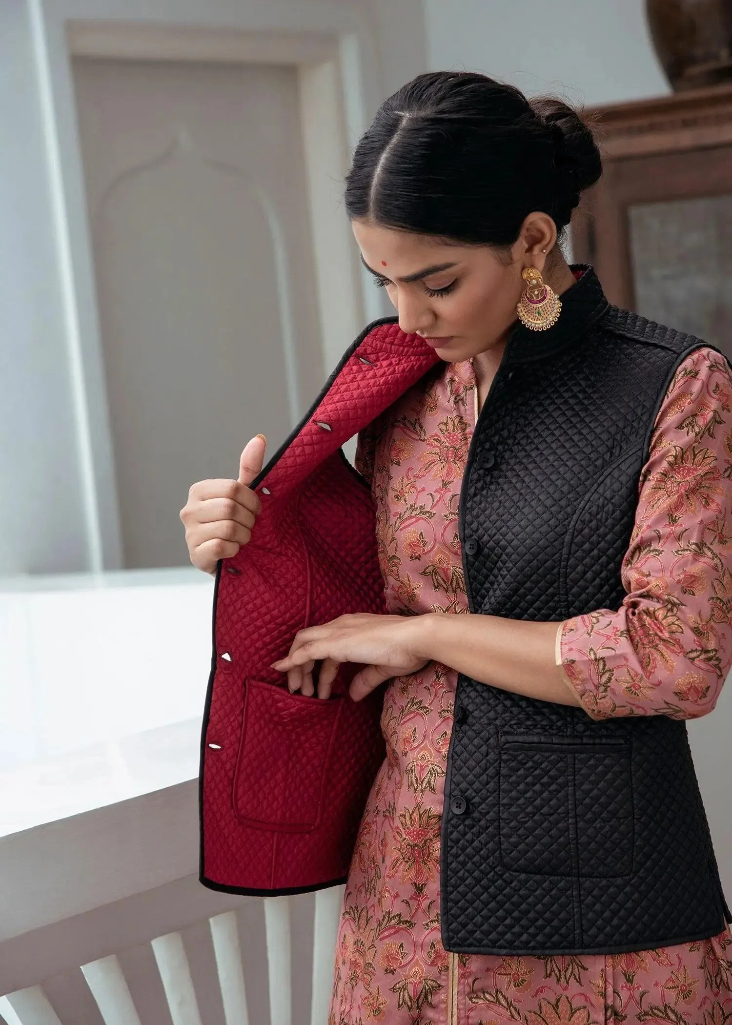 Barfi Red and Black Paper Silk Reversible Quilted Bundi