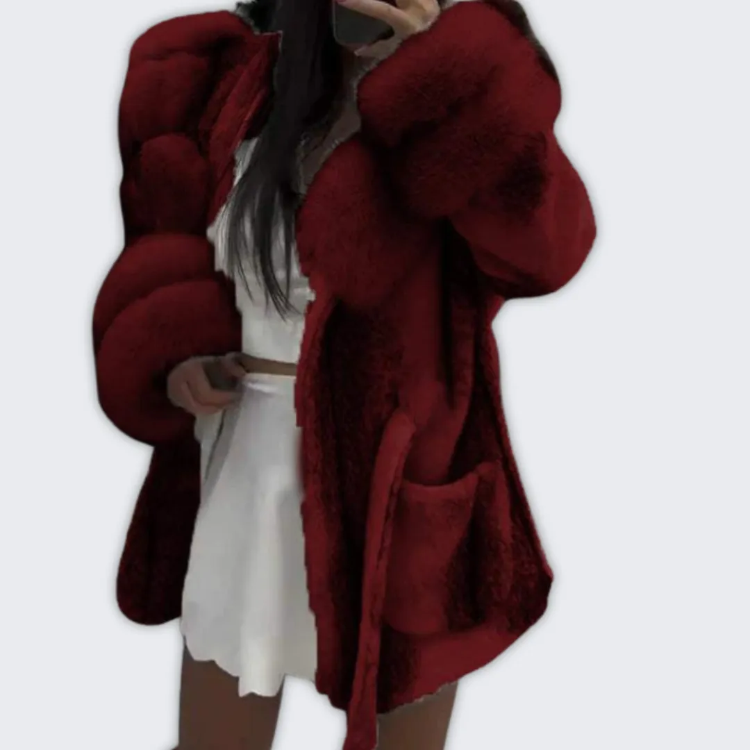 Chic Women's Faux Fur Lapel Coat for Stylish Warmth