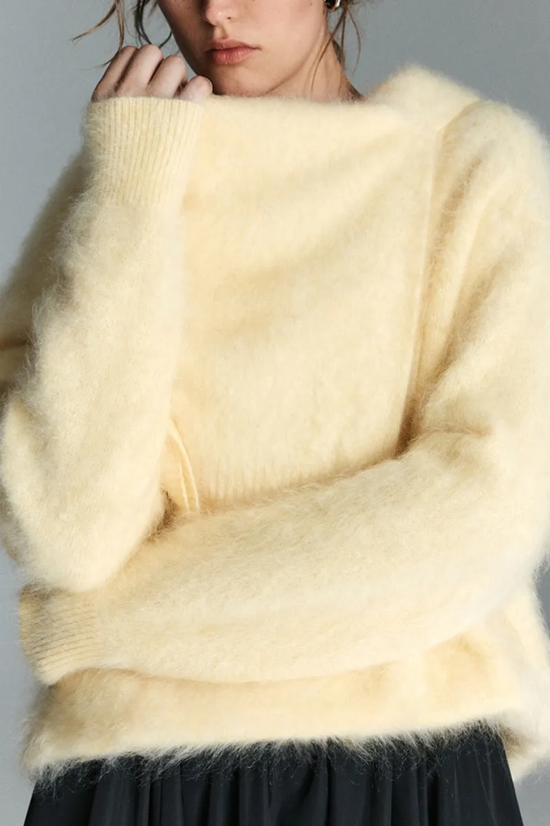 Chunky Brushed Cashmere V-Neck Pullover Sweater