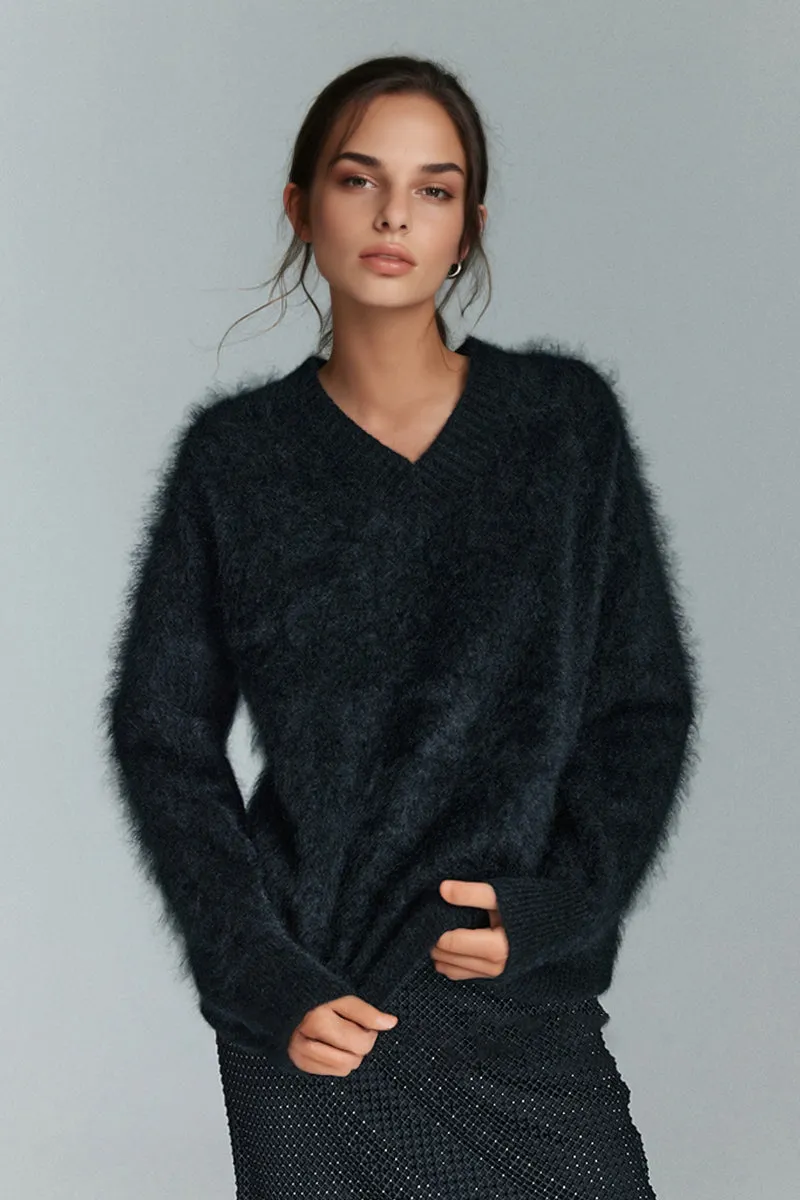Chunky Brushed Cashmere V-Neck Pullover Sweater