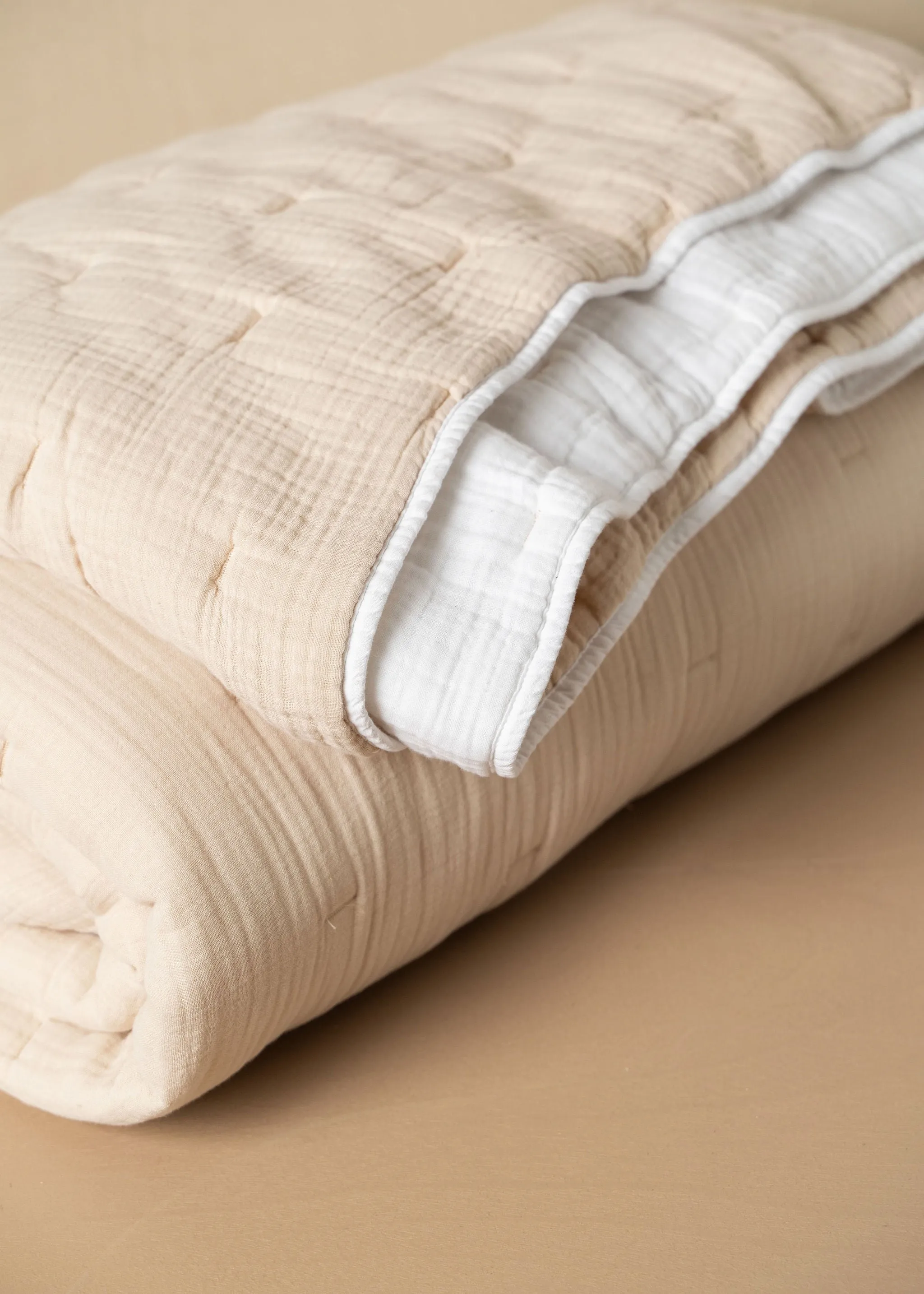 Enes Quilted Bed Cover | White