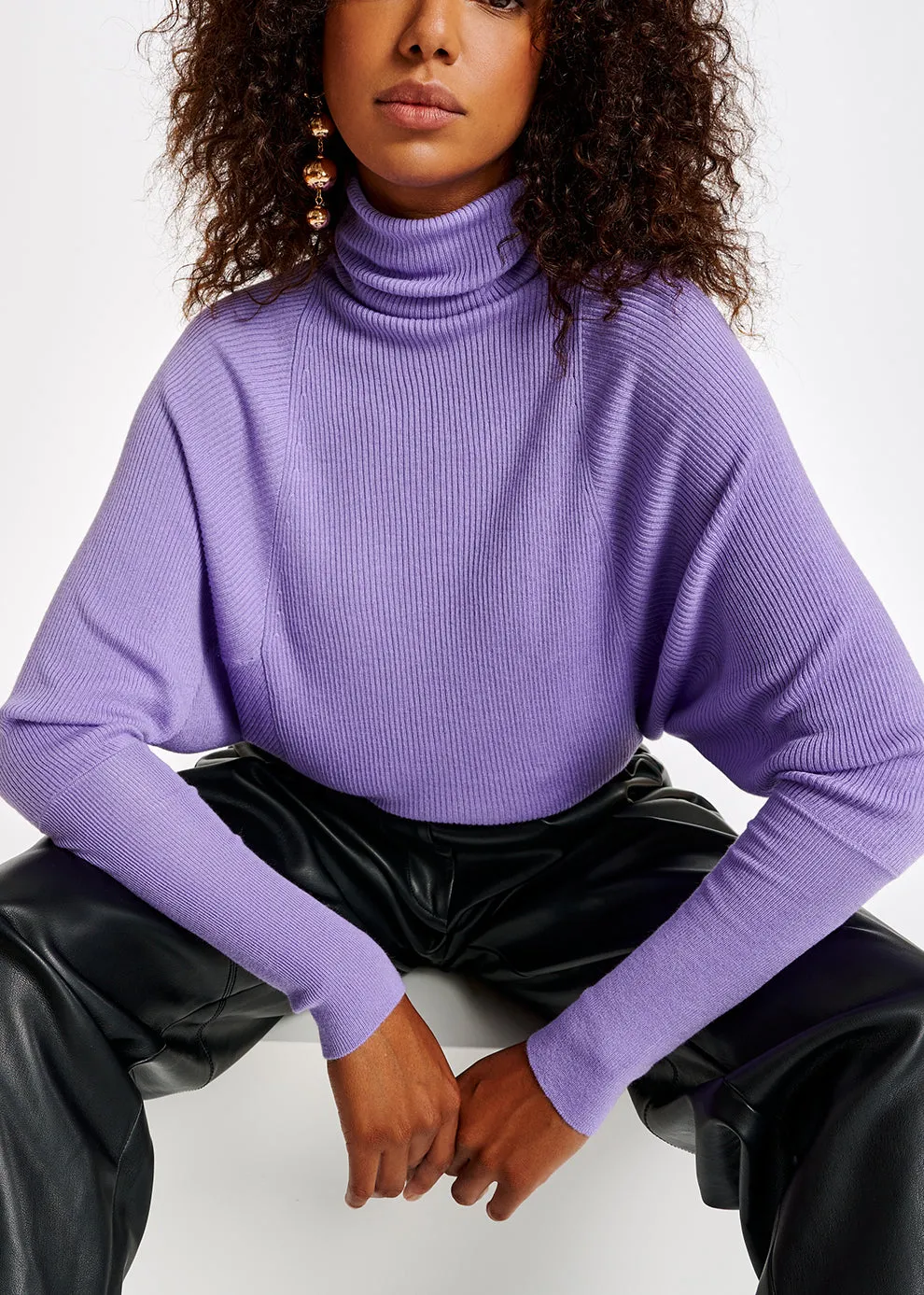 Lilac batwing-sleeve turtleneck sweater