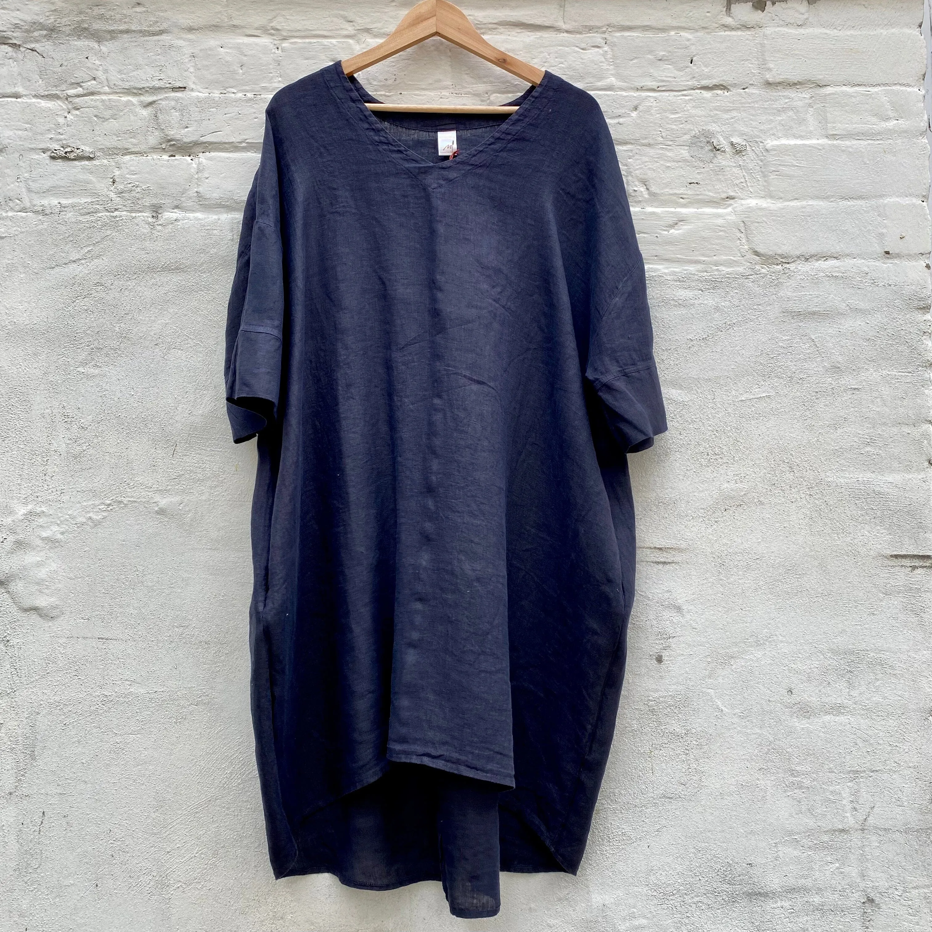 Montaigne Avril Linen V Neck