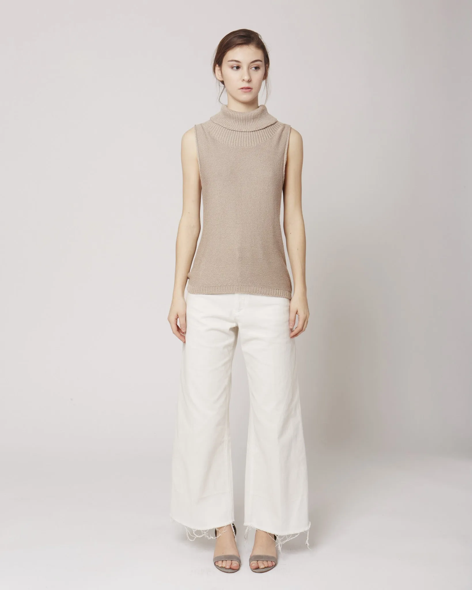 Sahara turtleneck libra