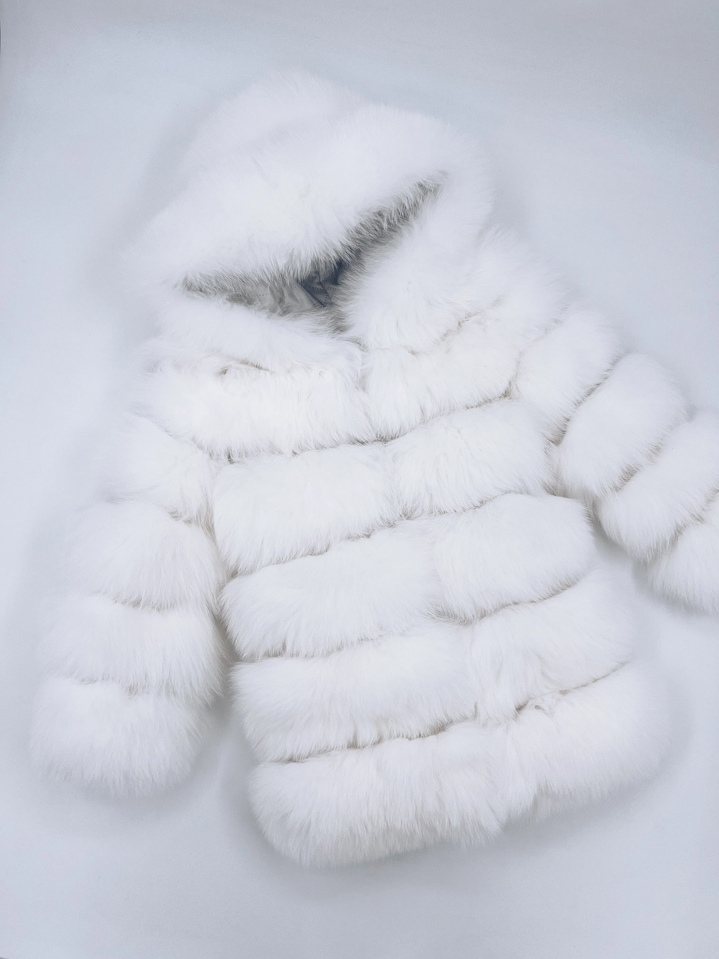 White/Ivory MI LOVES SIGNATURE ELITE COLLECTION,SUPER LUXURIOUS LONG FOX FUR COAT