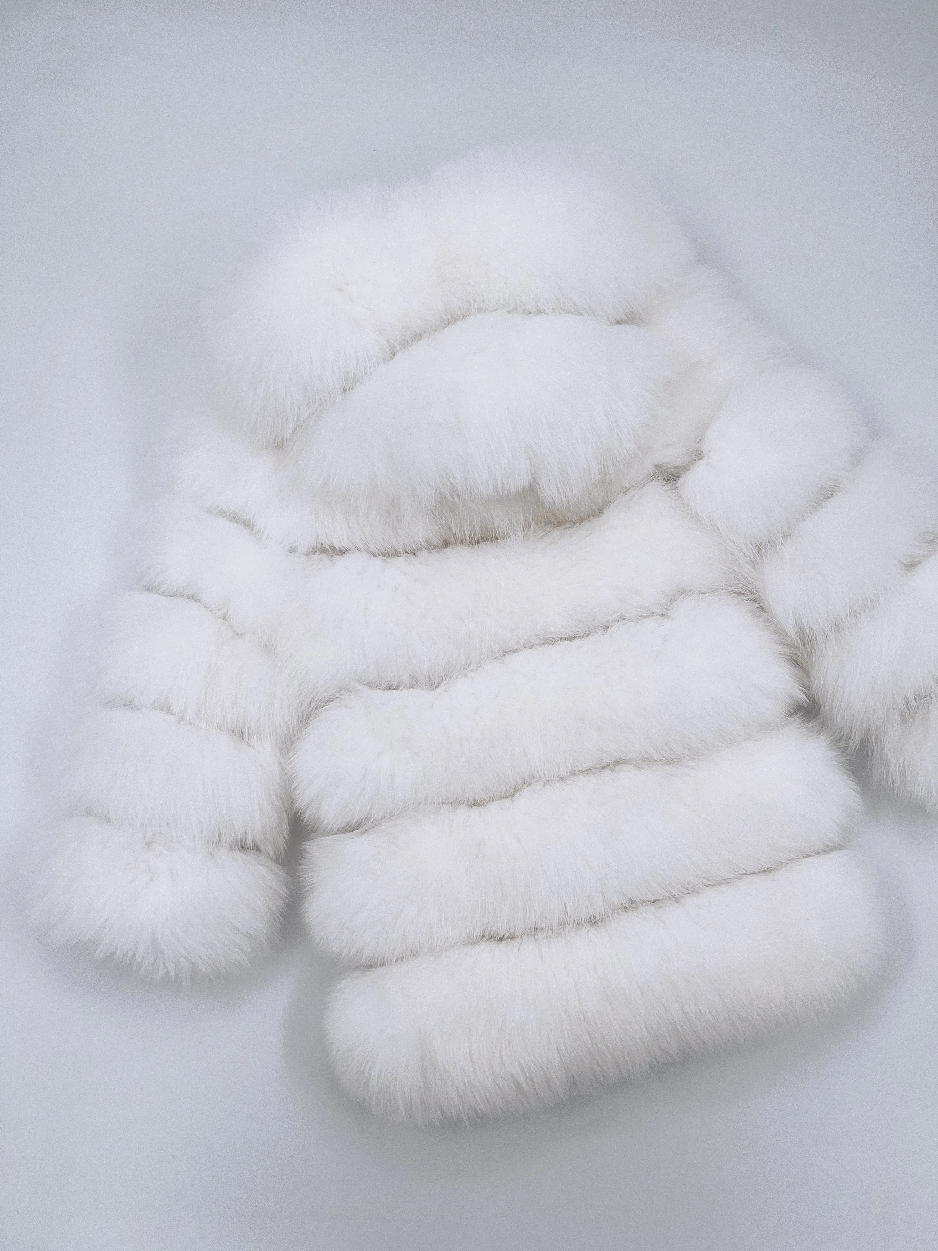 White/Ivory MI LOVES SIGNATURE ELITE COLLECTION,SUPER LUXURIOUS LONG FOX FUR COAT